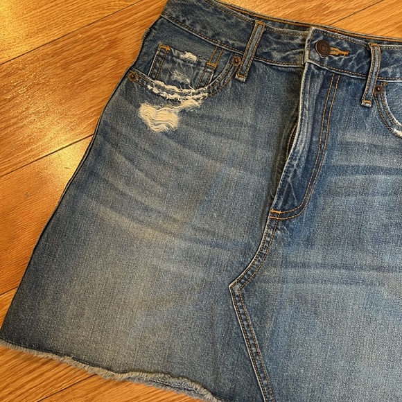 Abercrombie & Fitch denim mink skirt - Picture 2 of 9